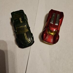 Die-Cast Toy Car Set - Red and Green Hotwheels 2015 (A-20)
